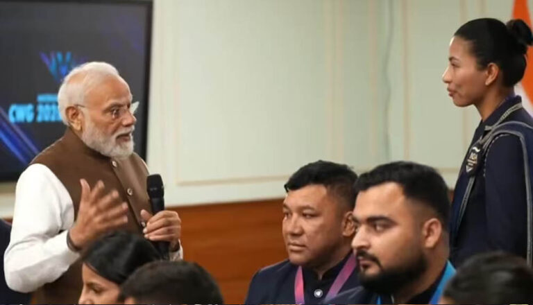 मीराबाई चानू से PM मोदी ने कहा- ‘हर आंसू की बूंद से लगा जैसे गोल्ड मेडल टपक रहा हो’