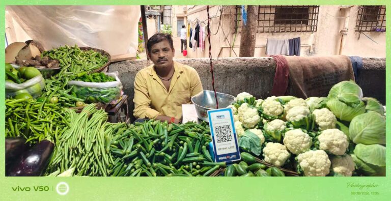 चीनी, प्याज और सब्जियों ने बढ़ाई रसोई की टेंशन, बारिश से भिंडी 60 रुपये किलो