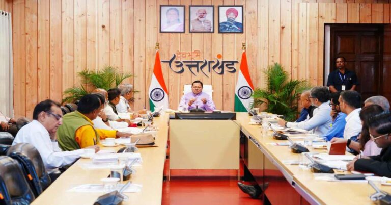 Uttarakhand News: घर वापसी का प्लान तैयार! पहाड़ों से पलायन रोकने के लिए धामी सरकार का बड़ा कदम, रोजगार के साथ रिवर्स पलायन पर फोकस,,,,