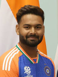 देर रात क्रिकेटर ऋषभ पंत ने सीएम धामी से लगाई गुहार, बोले ‘मुझे रहने के लिए जगह नहीं मिल रही’