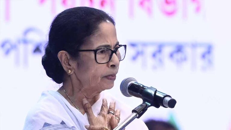 क्या कांग्रेस से दूरी बना रहीं ममता बनर्जी? INDIA से अलग नए गठबंधन की चर्चा