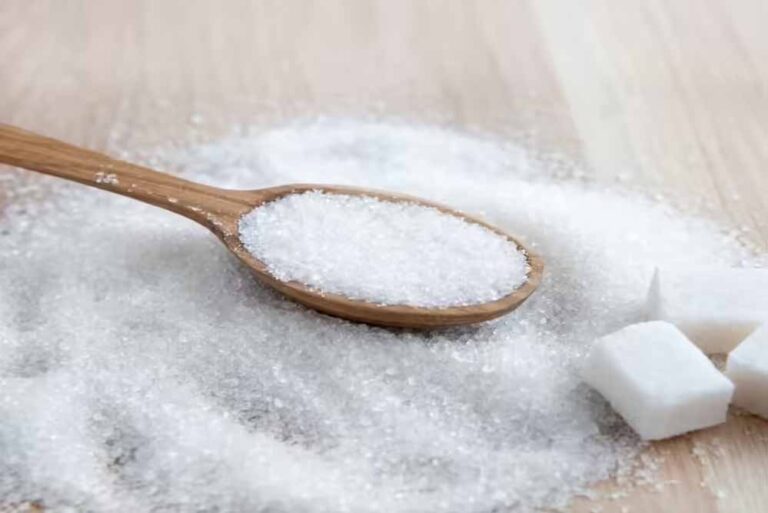 Sugar Price: त्योहार से पहले चीनी के दाम घटे, 65 से 58.5 रुपये किलो हुई कीमत
