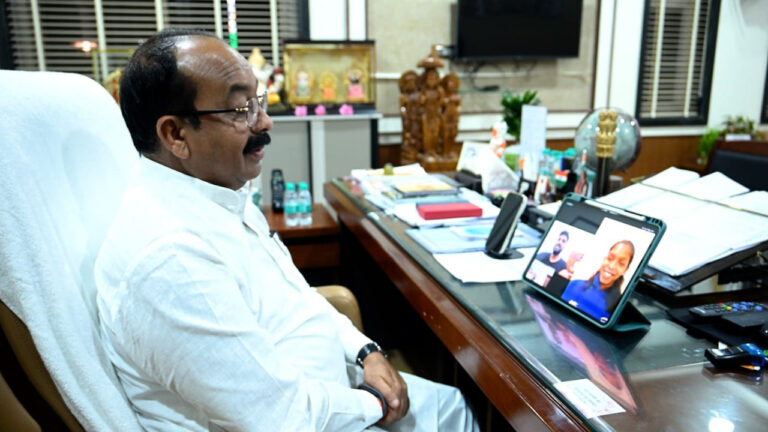 उप मुख्यमंत्री अरुण साव ने एशियन गेम्स की कबड्डी गोल्ड मेडलिस्ट संजू देवी से बात कर दी बधाई, कहा आपने छत्तीसगढ़ का बढ़ाया मान…..