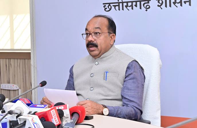 दूध नदी पर पुल और पहुंच मार्ग के लिए 16.15 करोड़ स्वीकृत, कोदाभाठ-माटवाड़ा मोदी मार्ग में बनेगा उच्च स्तरीय पुल, उप मुख्यमंत्री अरुण साव के अनुमोदन के बाद राशि स्वीकृति का पत्र जारी…..