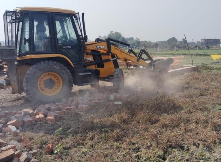 एमडीडीए का अवैध प्लाटिंग पर बड़ा एक्शन, 20 बीघा जमीन पर ध्वस्तीकरण, 40 बीघा प्लाटिंग सील