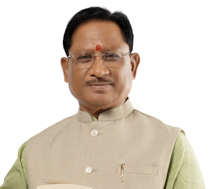 मुख्यमंत्री विष्णु देव साय की संवेदनशील पहल से 10 वर्षीय ऋतिक के इलाज के लिए 18 लाख रुपये स्वीकृत….