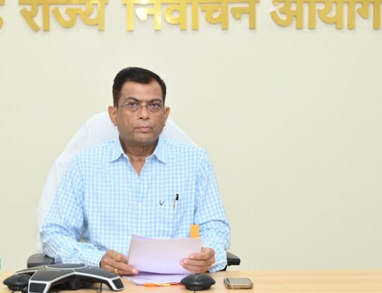 नगर पालिका एव त्रिस्तरीय पंचायत के आगामी आम/उप निर्वाचन माह दिसम्बर 2026 की तैयारियों को लेकर निर्वाचन आयुक्त ने संबंधित विभागों की समीक्षा बैठक ली….
