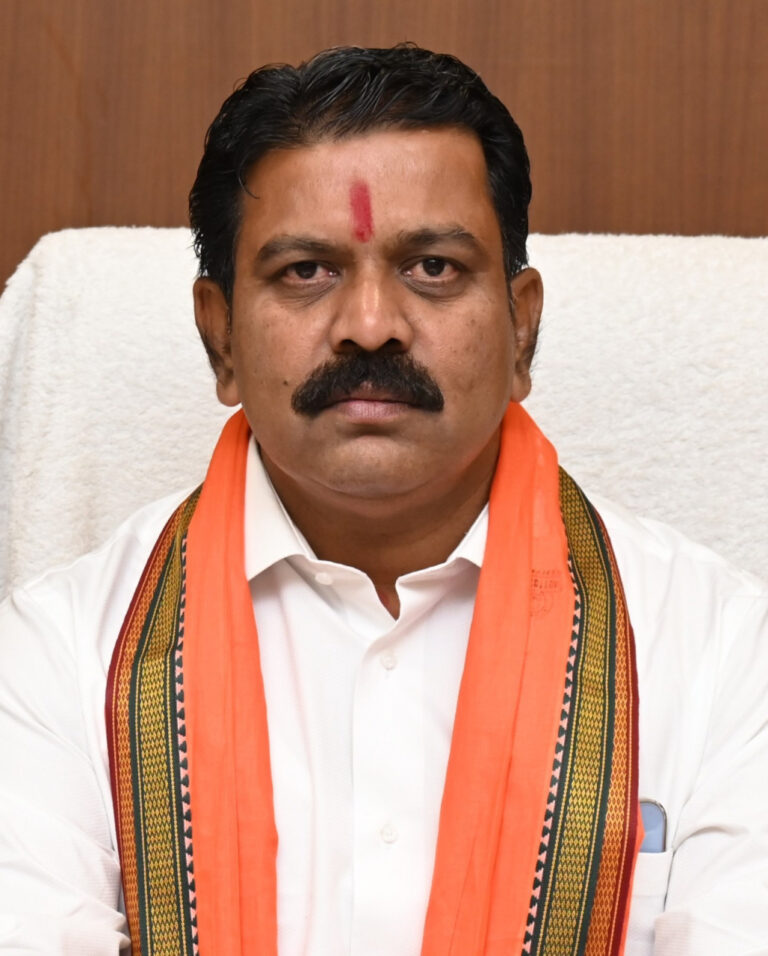 पीएम आवास निर्माण में गड़बड़ी और गरीबों के हक की राशि में हेराफेरी कतई बर्दाश्त नहीं, दोषियों पर होगी सख्त कार्रवाई – उप मुख्यमंत्री विजय शर्मा…..